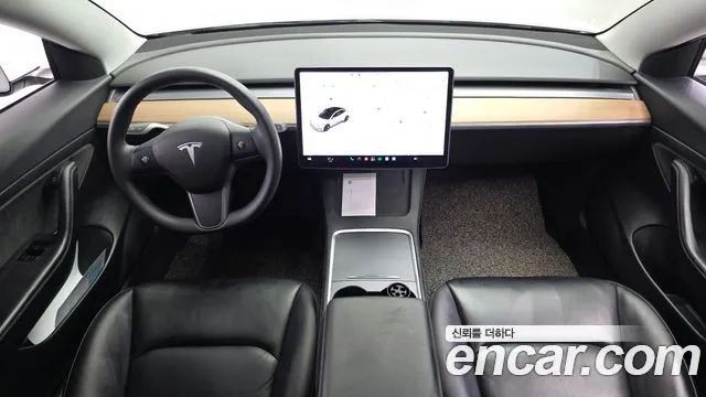 Tesla Model 3 — фото 10