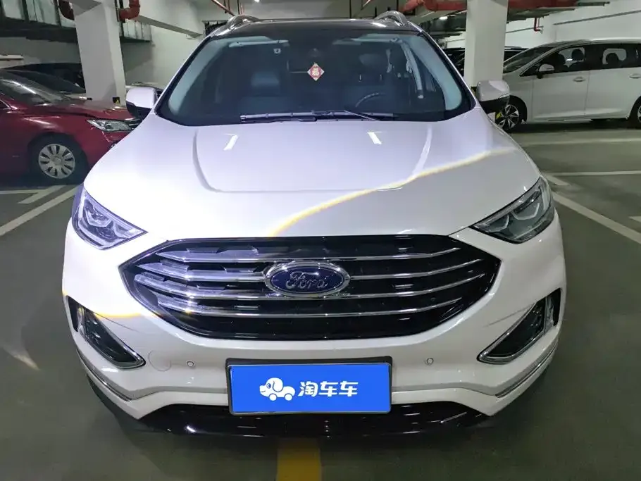 Ford Edge — фото 8