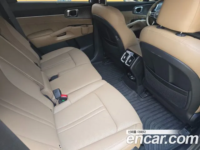 Kia Sorento — фото 4