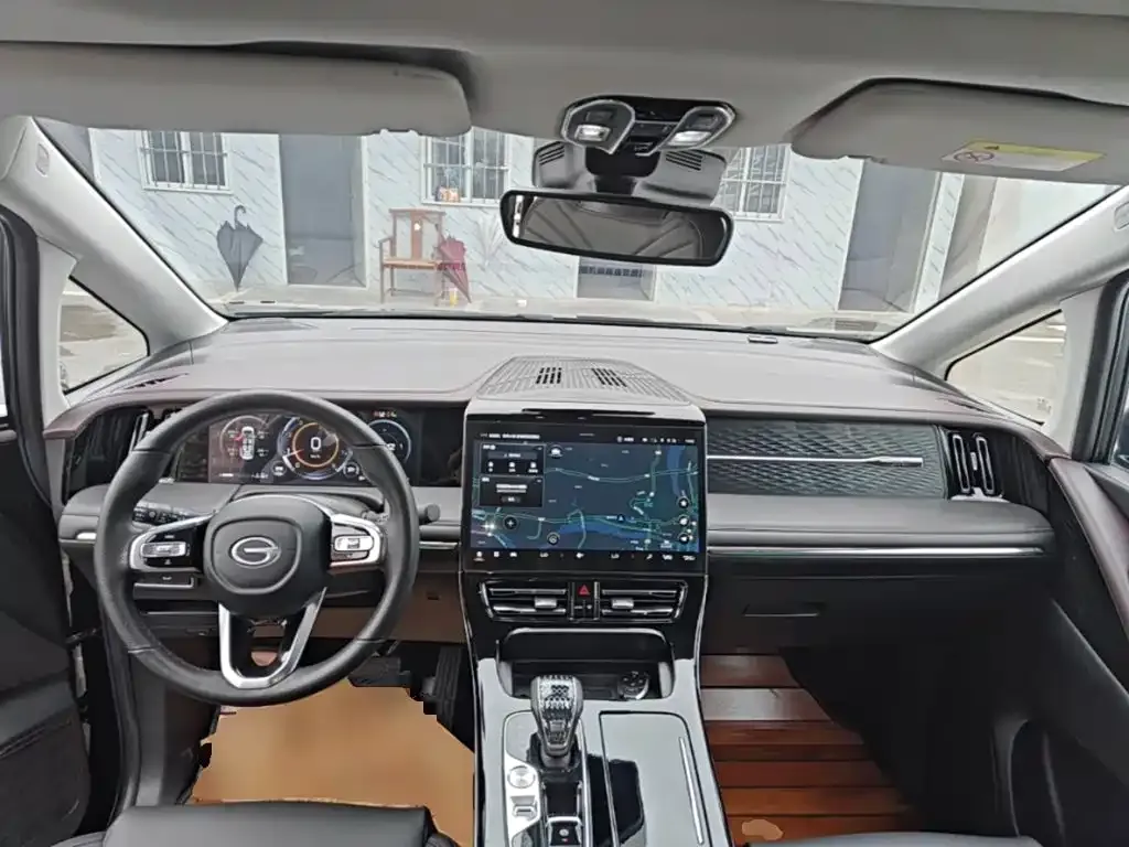 GAC Motor Trumpchi M8 — фото 4