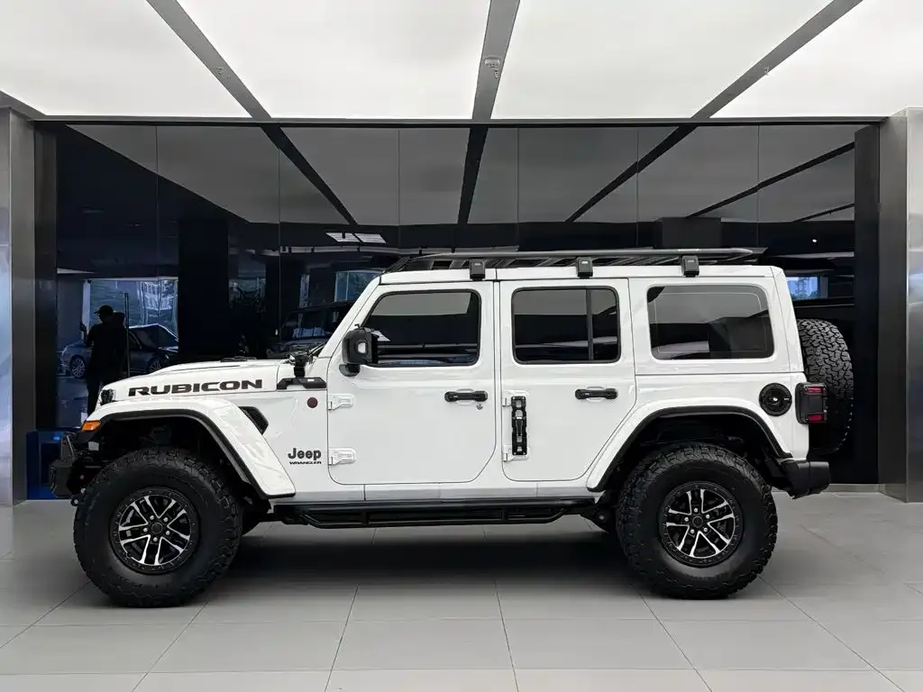 Jeep Wrangler — фото 2