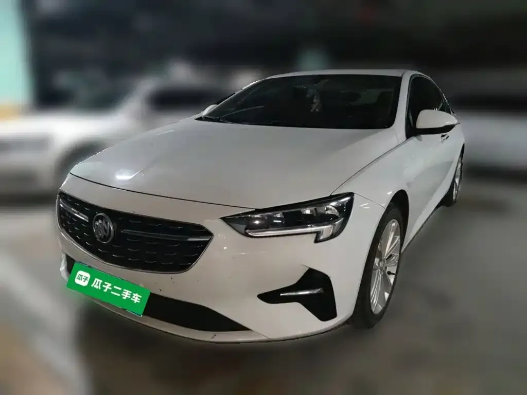 Buick Regal — фото 1