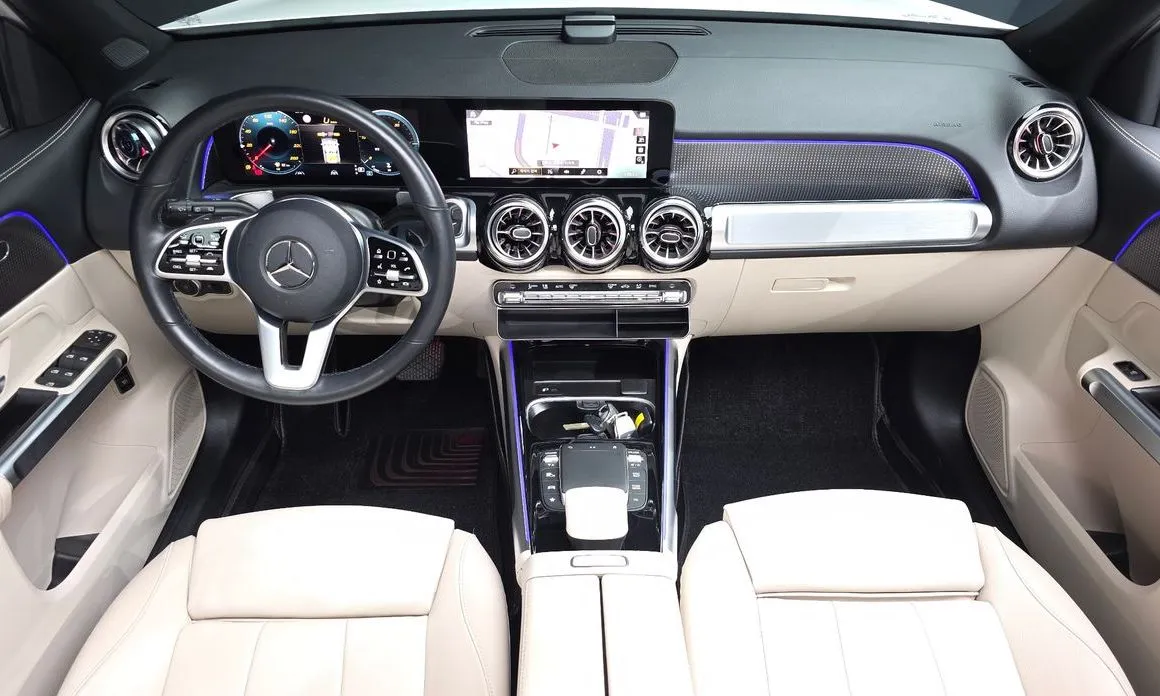 Mercedes-Benz GLB-Class — фото 10