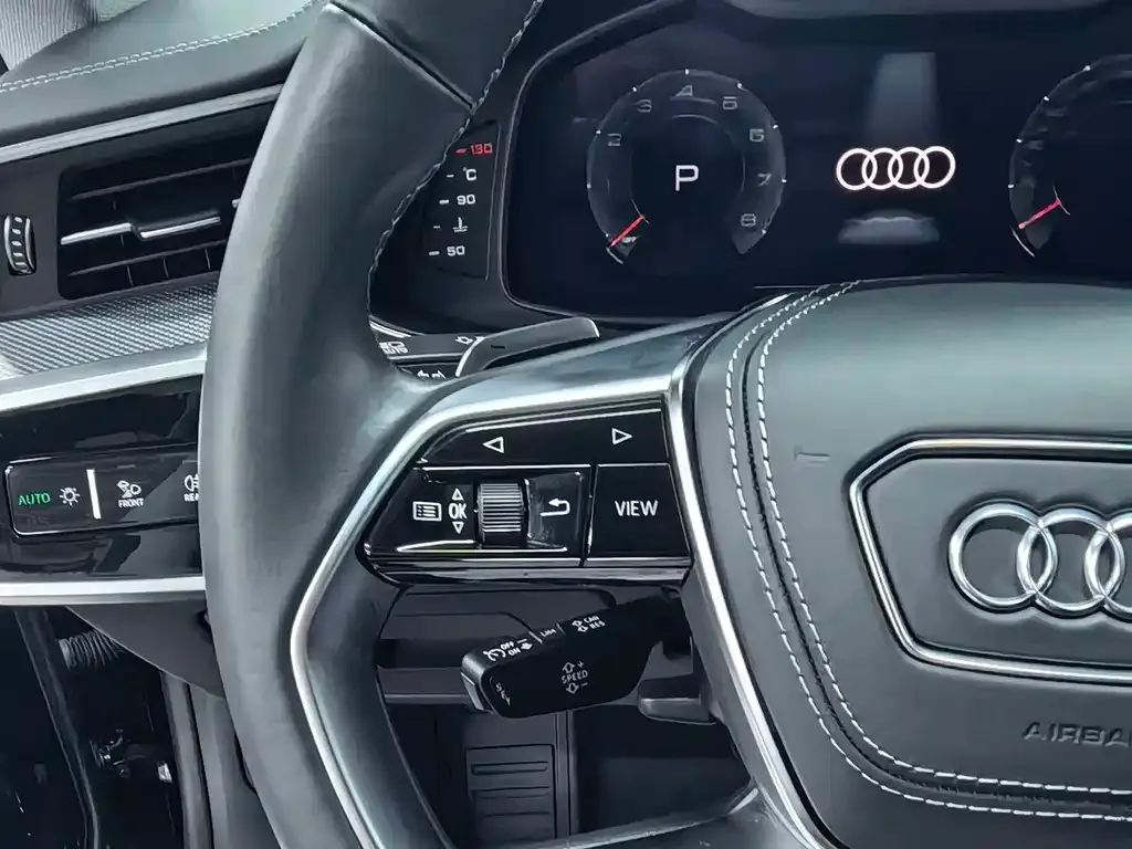 Audi A7L — фото 10