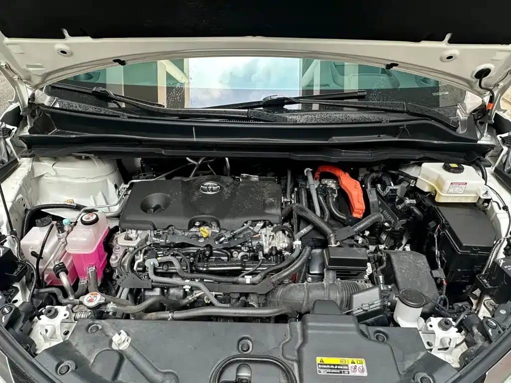 Toyota Granvia — фото 7