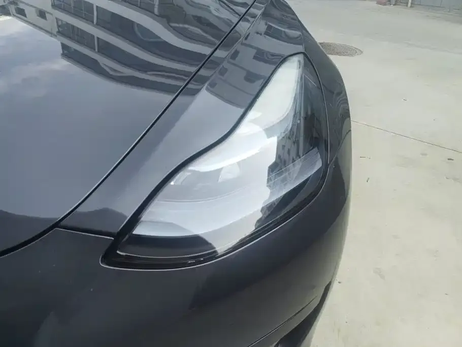 Tesla Model 3 — фото 5
