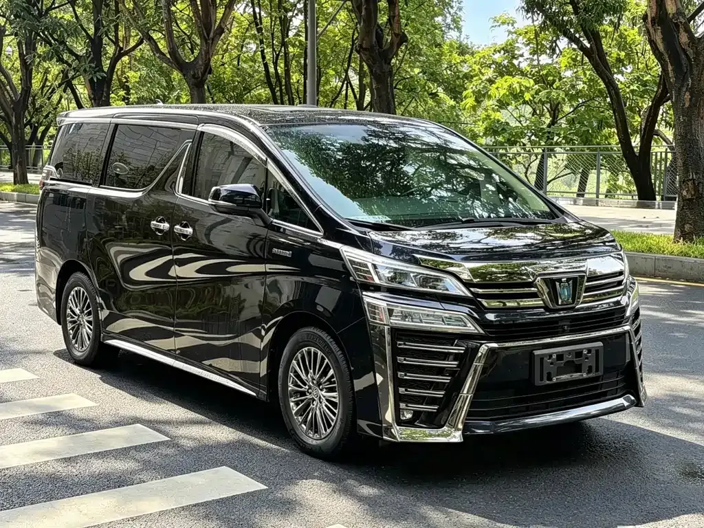 Toyota Vellfire — фото 6