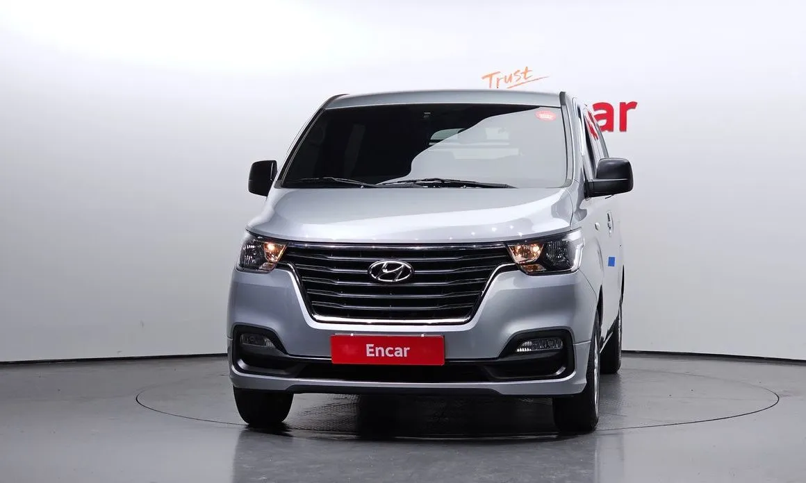 Hyundai Starex — фото 5