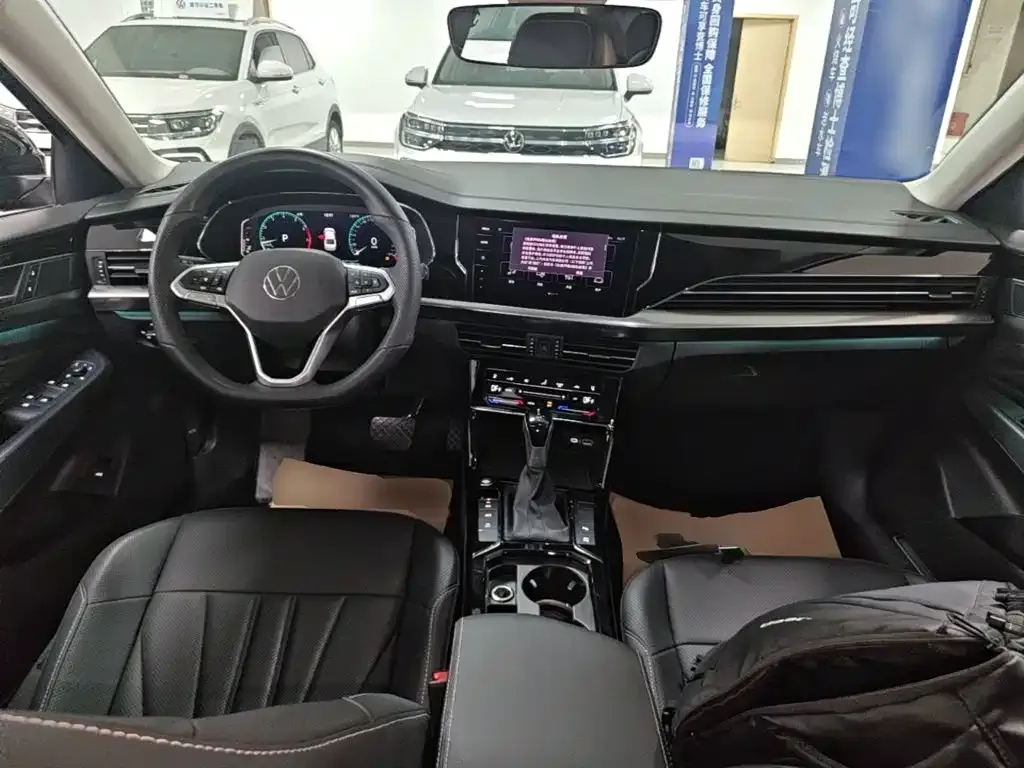 Volkswagen Passat — фото 7