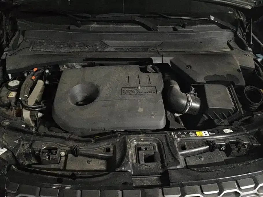 Land Rover Discovery Sport Hybrid — фото 10