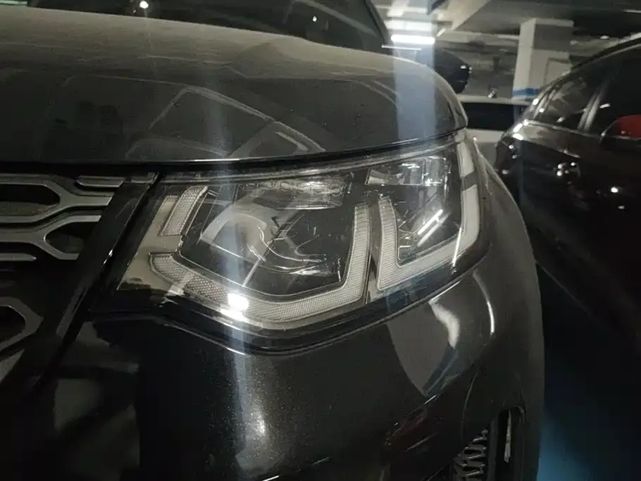 Land Rover Discovery Sport Hybrid — фото 7