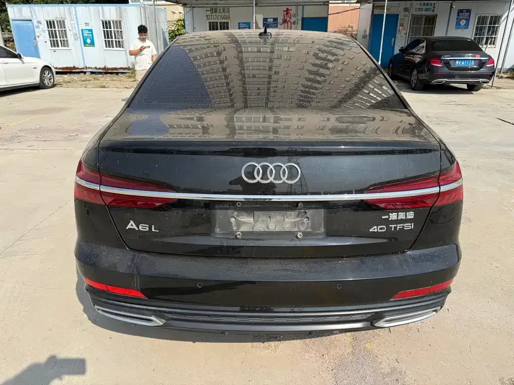 Audi A6L — фото 2