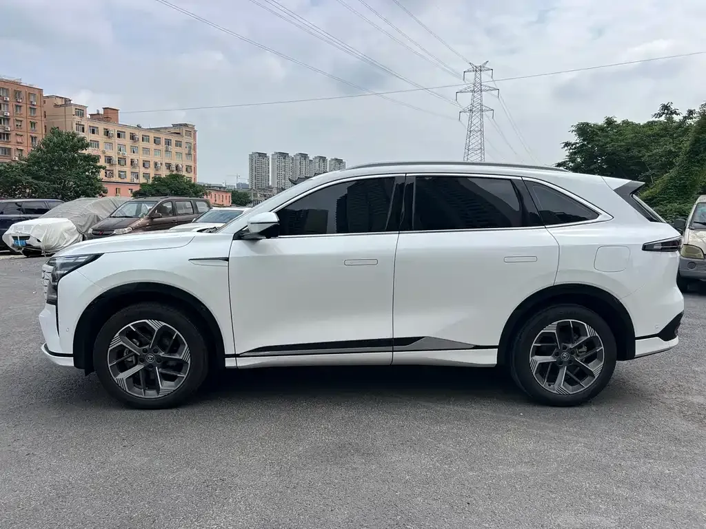 Changan CS75 PLUS — фото 4