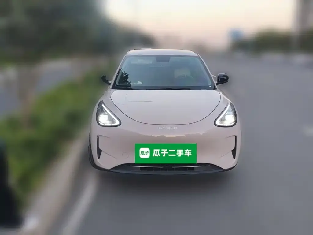 Geely Starburst — фото 2