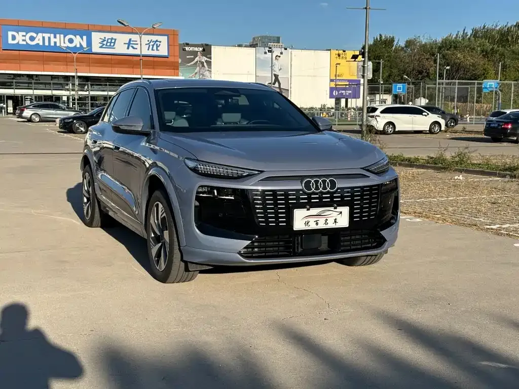 Audi Q6L e-tron — фото 6