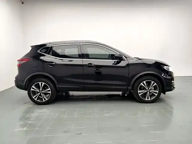 Nissan Qashqai — фото 5