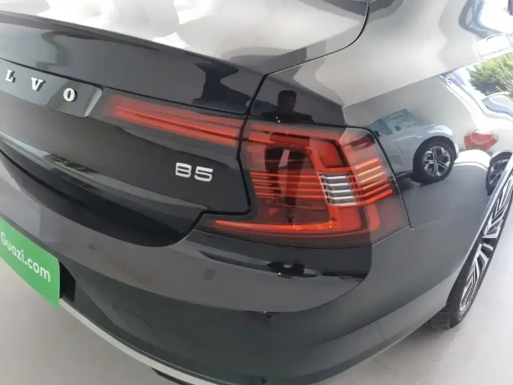 Volvo S90 — фото 2