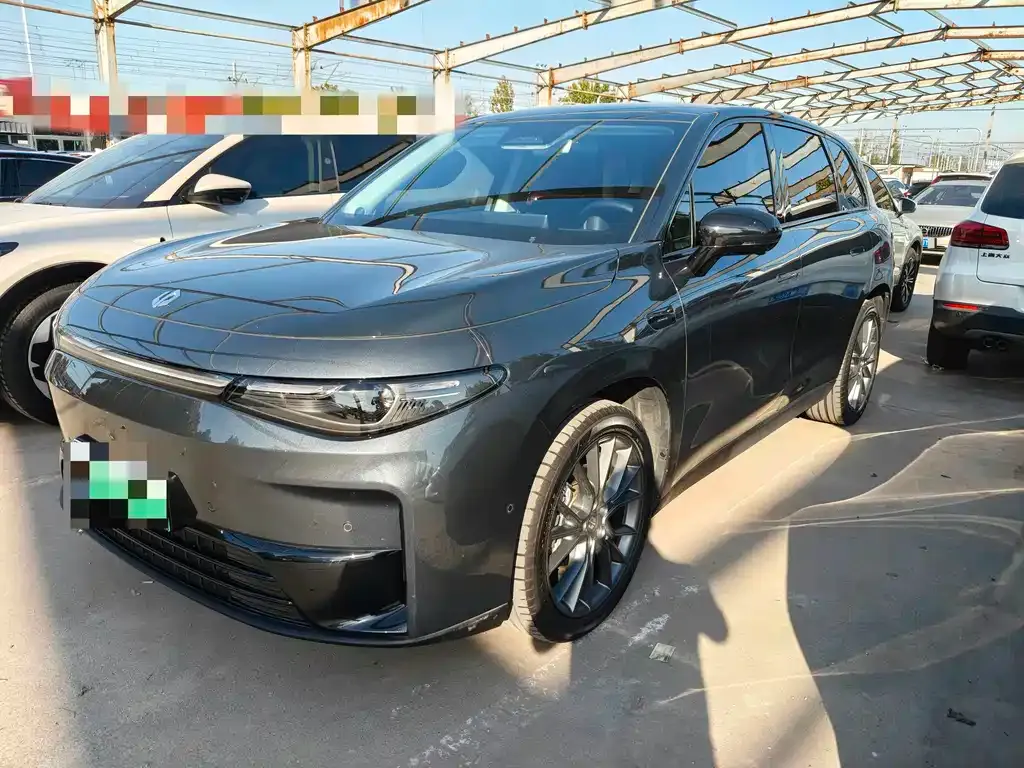Leapmotor C10 — фото 1