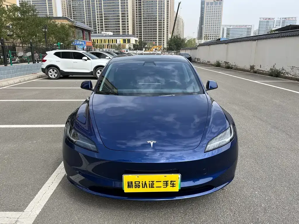 Tesla Model 3 — фото 5