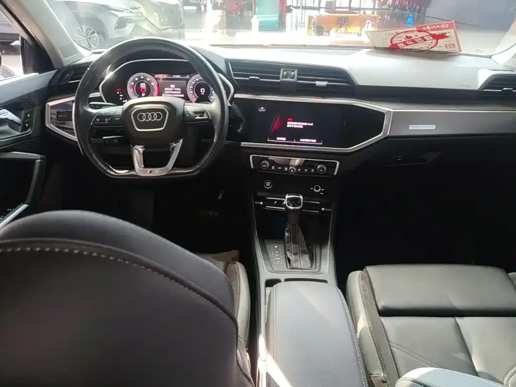 Audi Q3 Sportback — фото 7