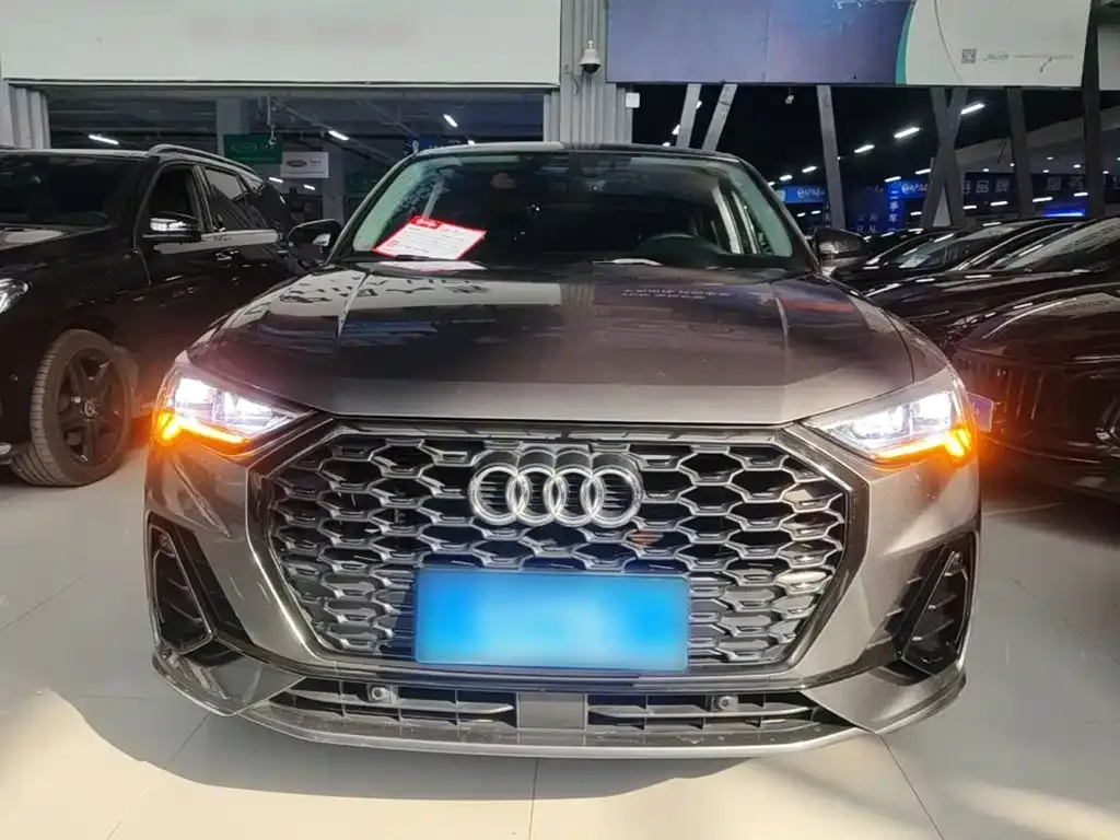 Audi Q3 Sportback — фото 4