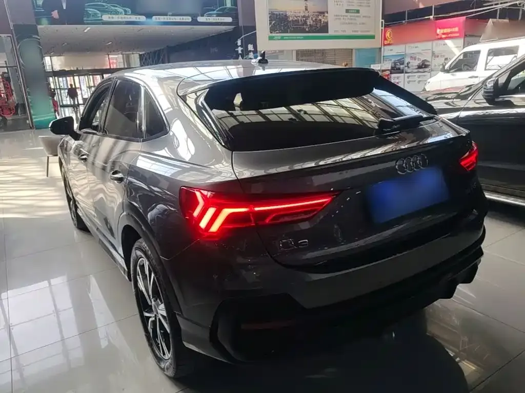 Audi Q3 Sportback — фото 3
