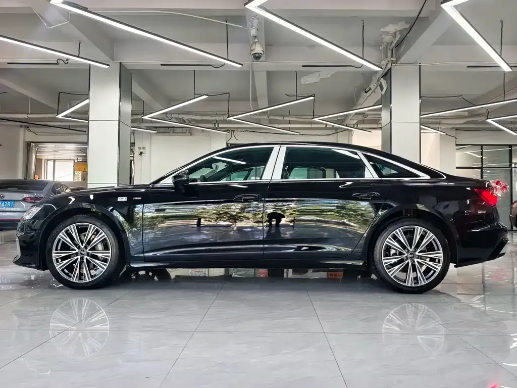 Audi A6L — фото 3