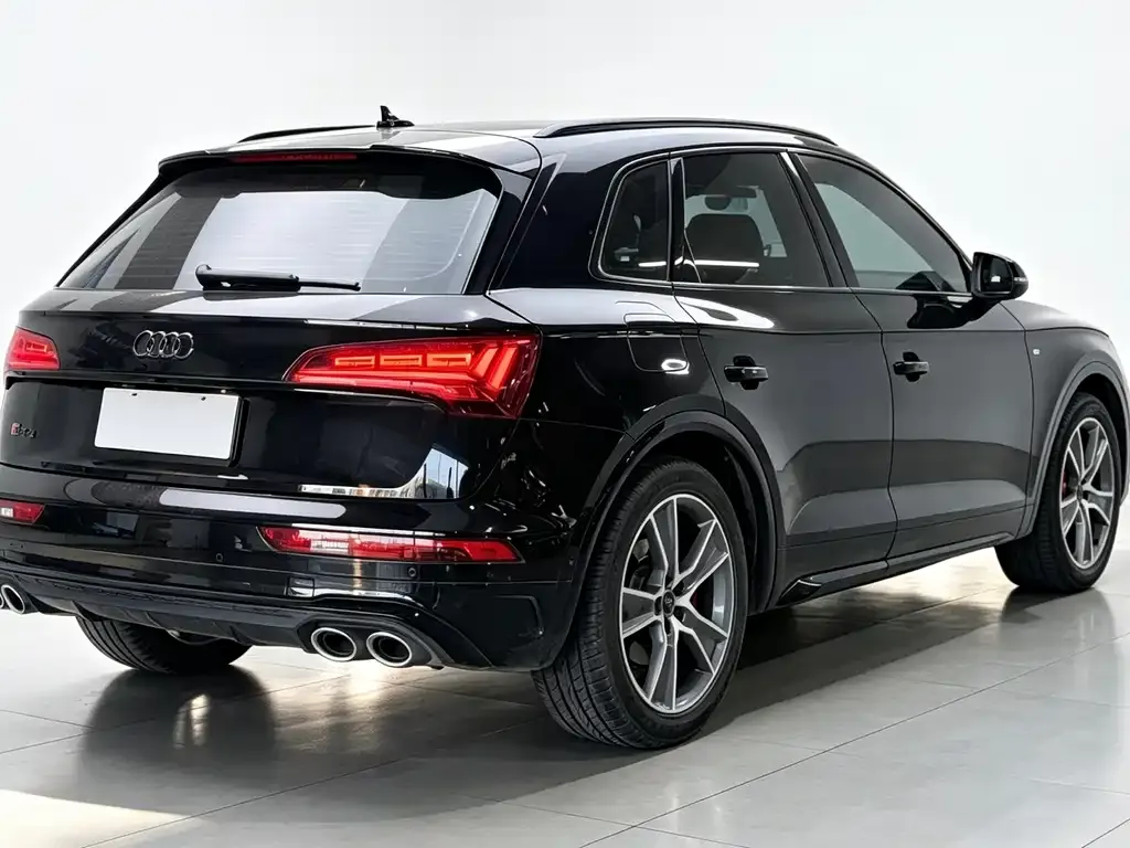 Audi SQ5 — фото 8
