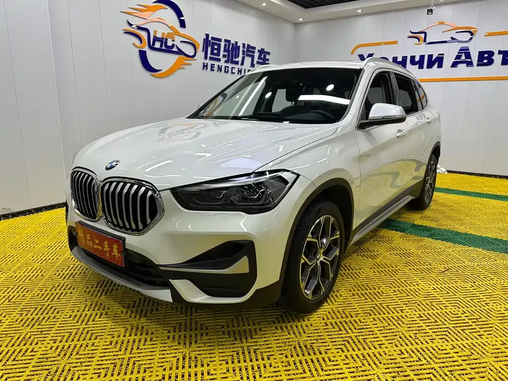 BMW X1 — фото 1