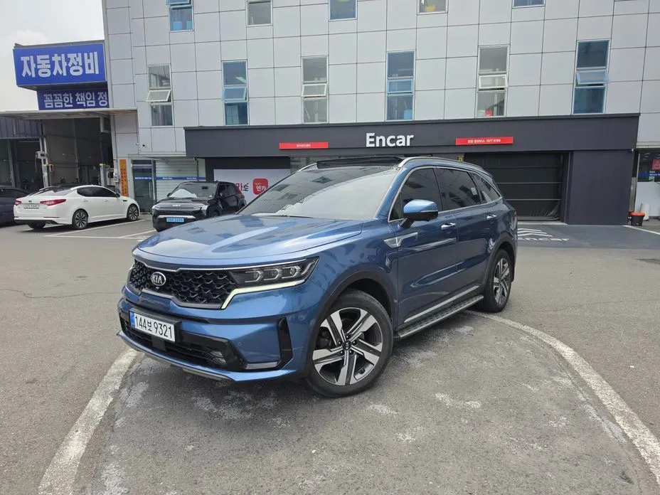 Kia Sorento — фото 1