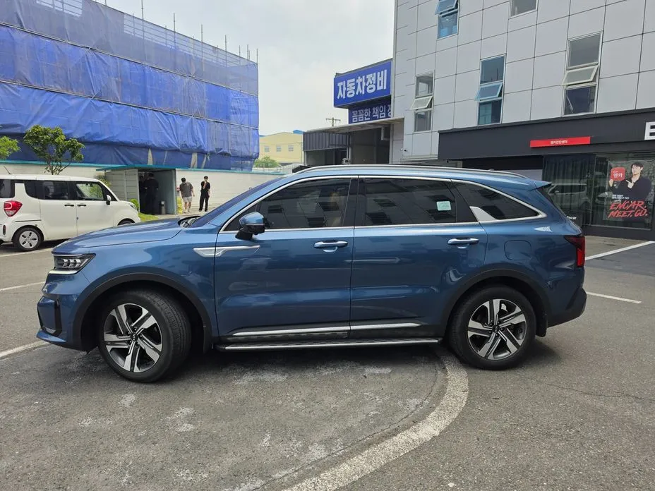 Kia Sorento — фото 7