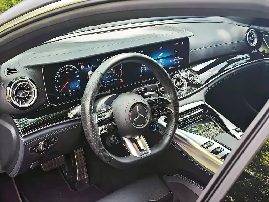 Mercedes-Benz AMG GT — фото 2