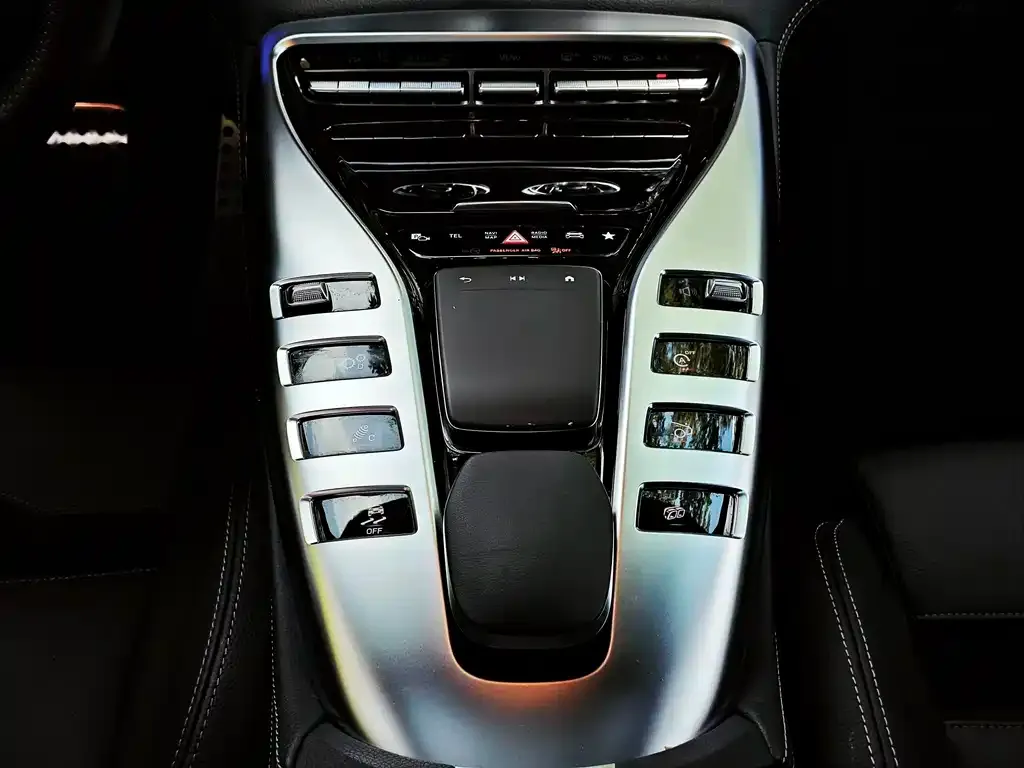 Mercedes-Benz AMG GT — фото 8