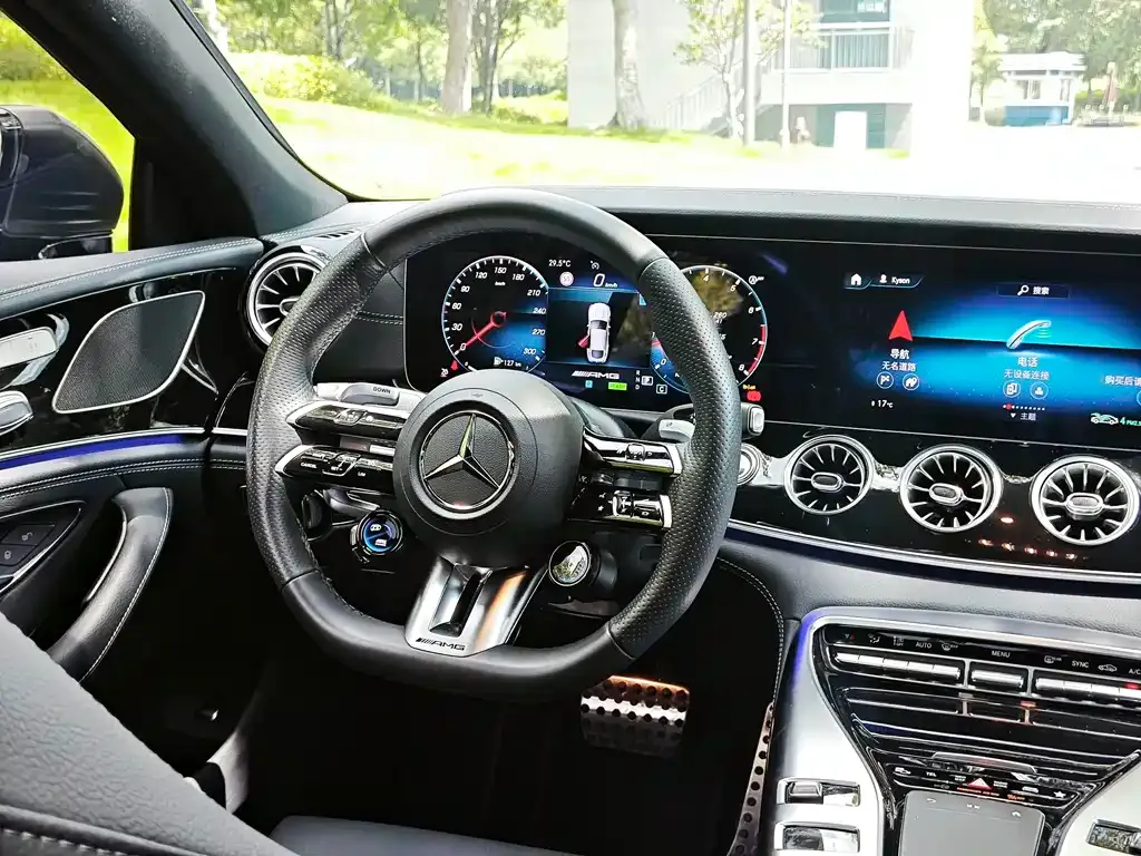Mercedes-Benz AMG GT — фото 9
