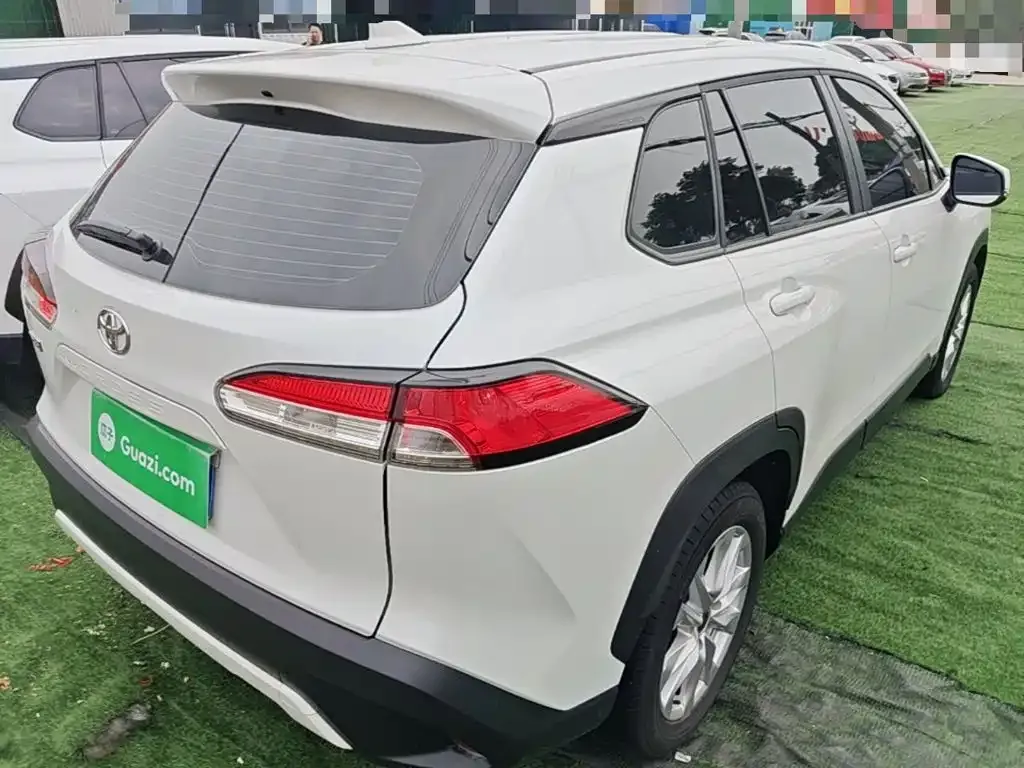 Toyota Corolla Cross — фото 4