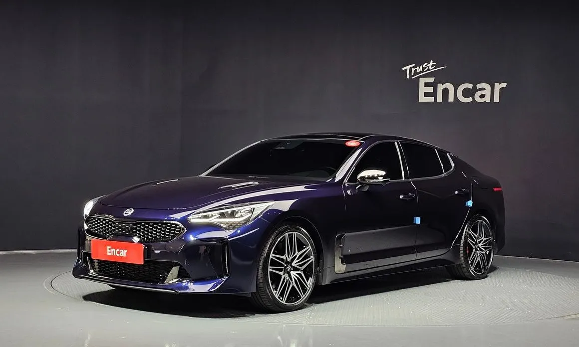Kia Stinger — фото 1
