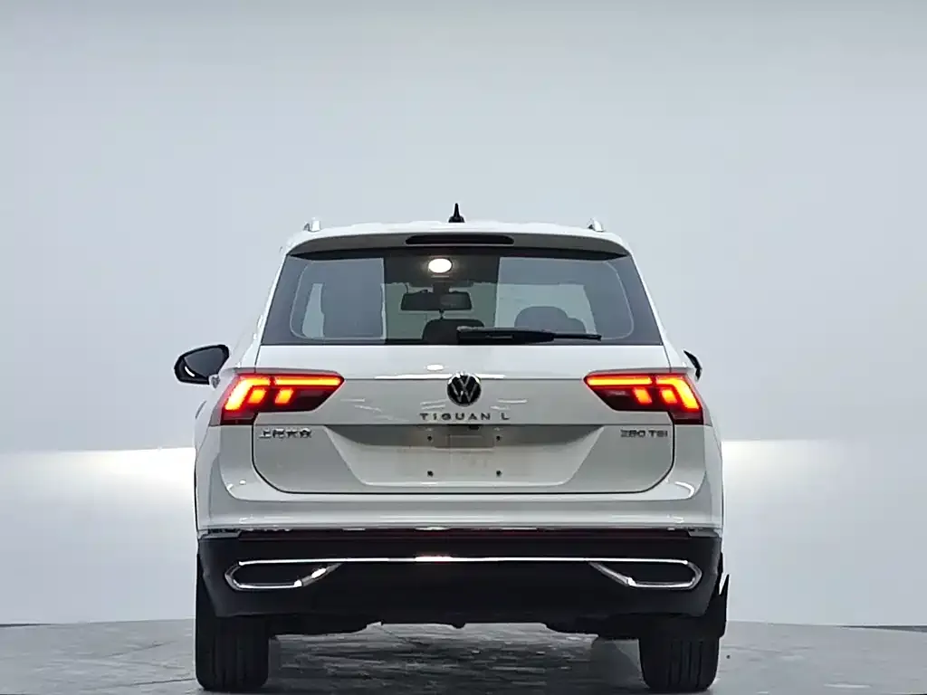 Volkswagen Tiguan L — фото 5