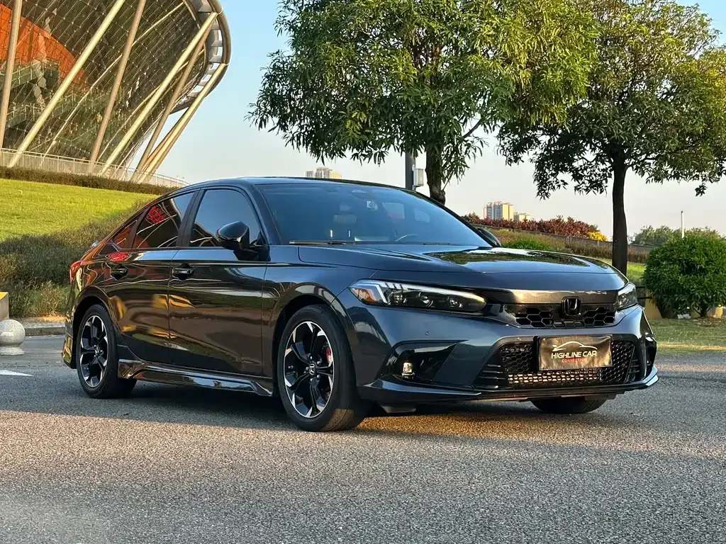 Honda Civic — фото 10