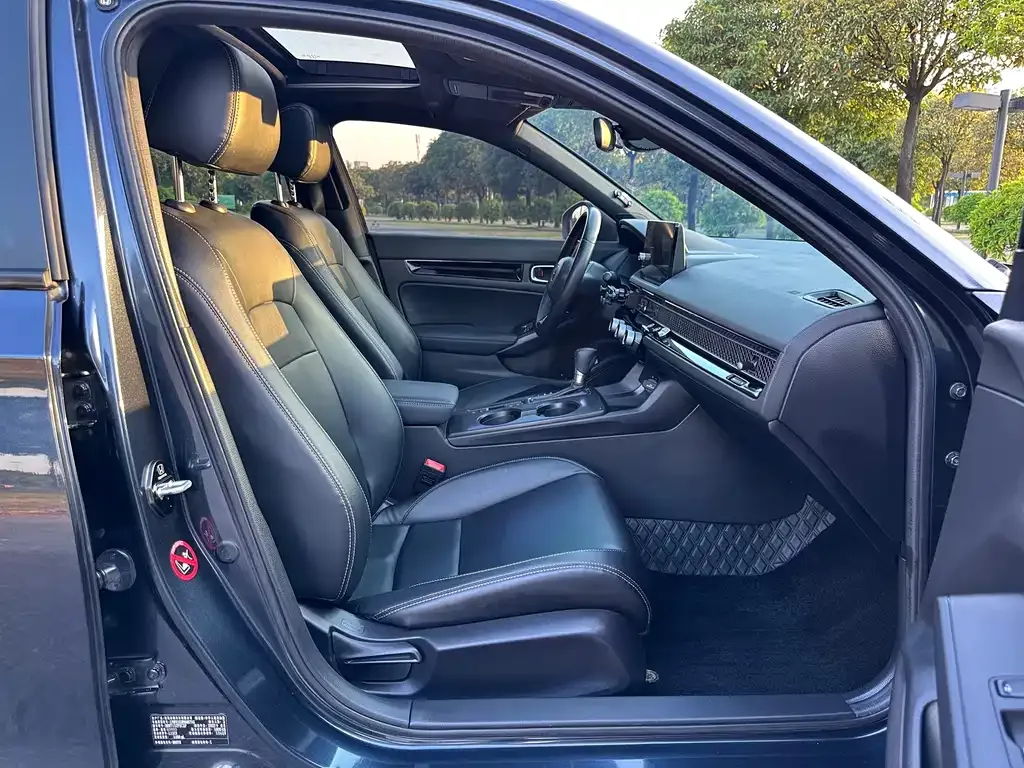 Honda Civic — фото 8