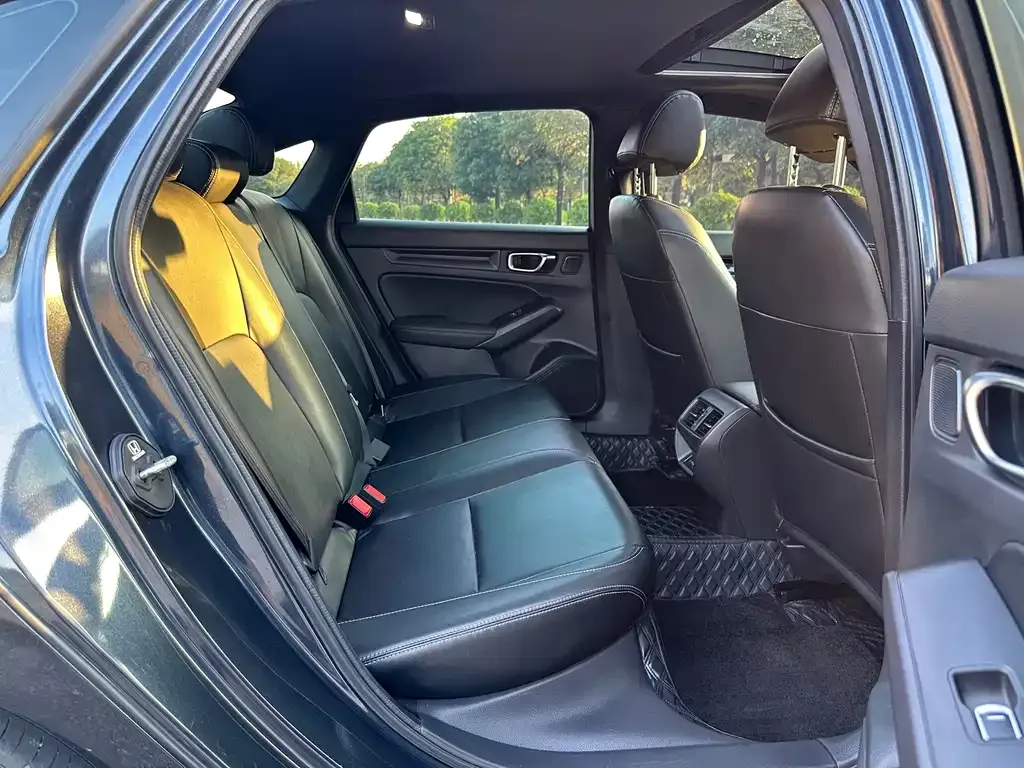 Honda Civic — фото 3