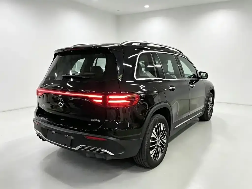 Mercedes-Benz EQB — фото 2