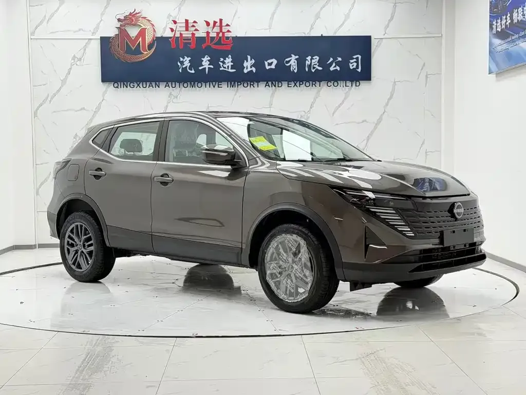 Nissan Qashqai — фото 7