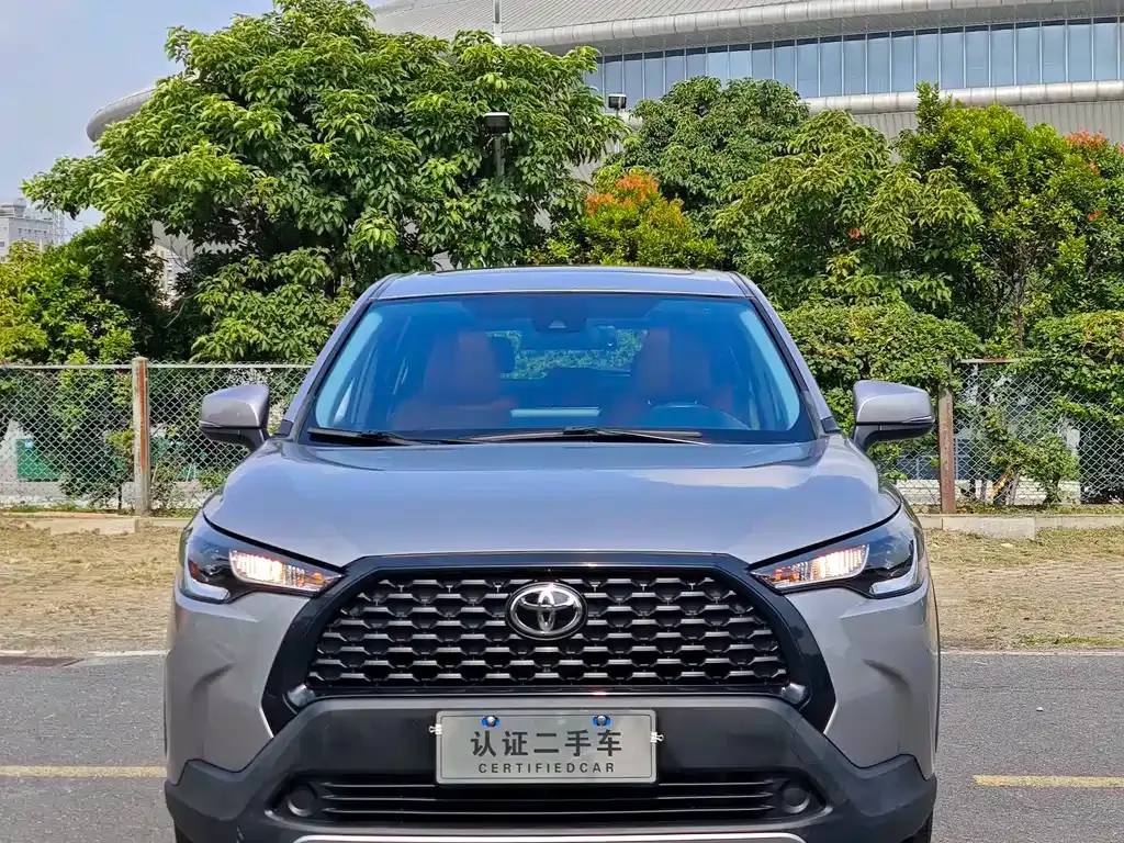 Toyota Corolla Cross — фото 10