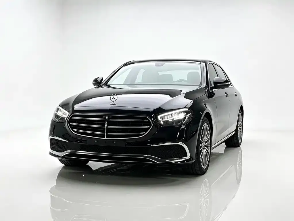 Mercedes-Benz E-Class — фото 10