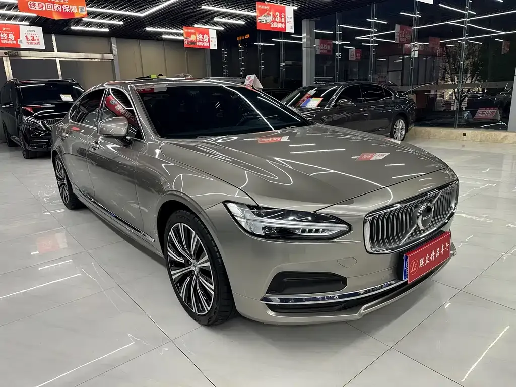 Volvo S90 — фото 10