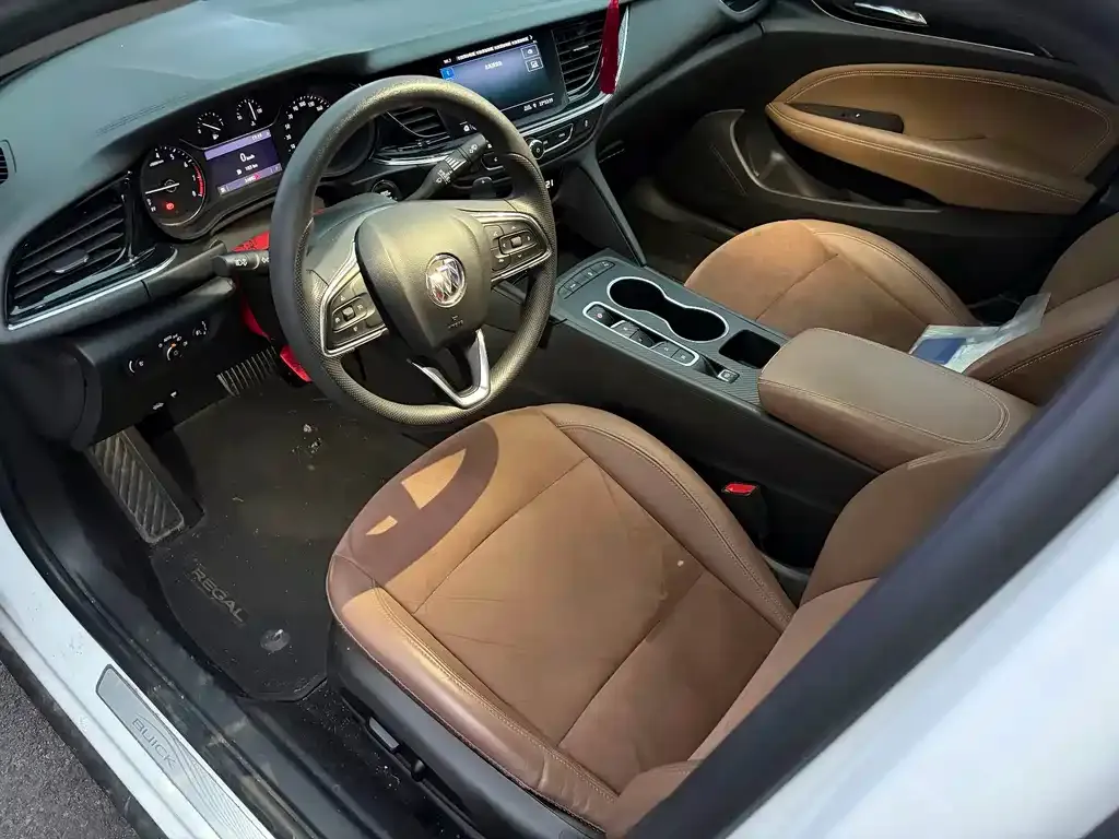 Buick Regal — фото 4