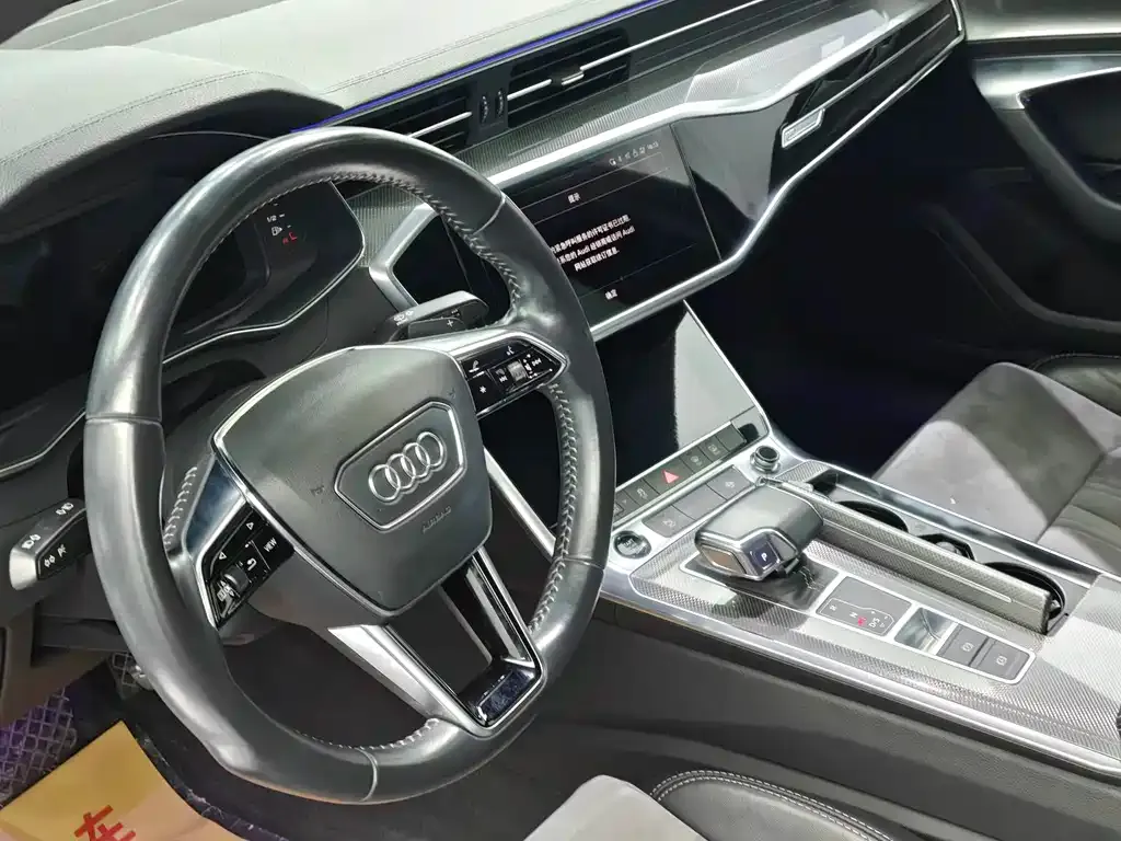 Audi A6L — фото 4