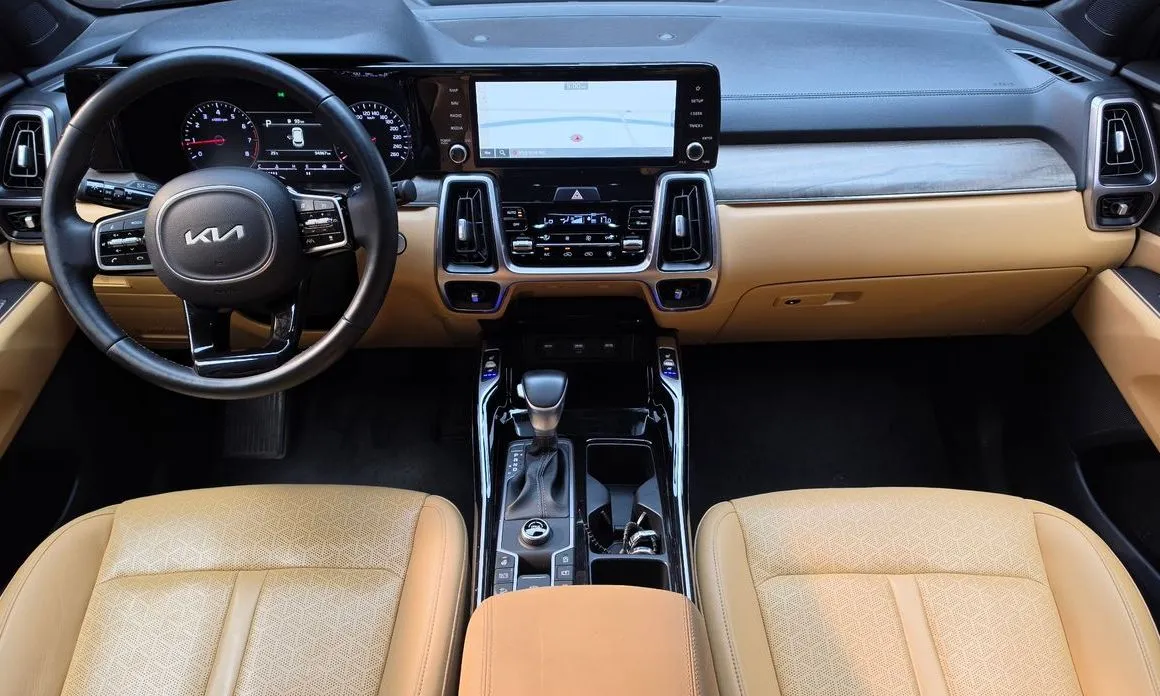 Kia Sorento — фото 10