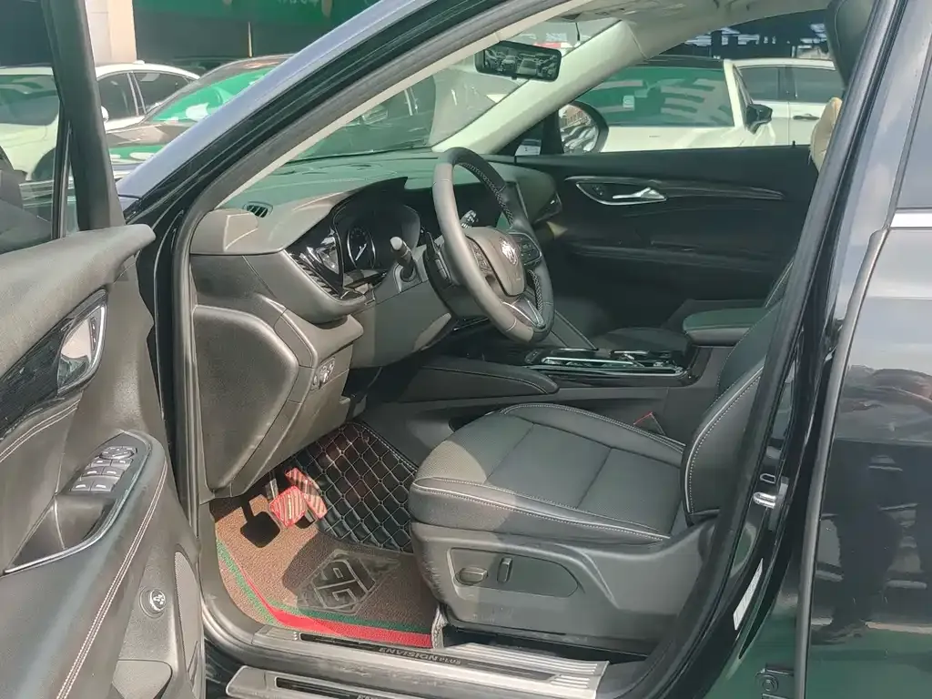 Buick Envision Plus — фото 3