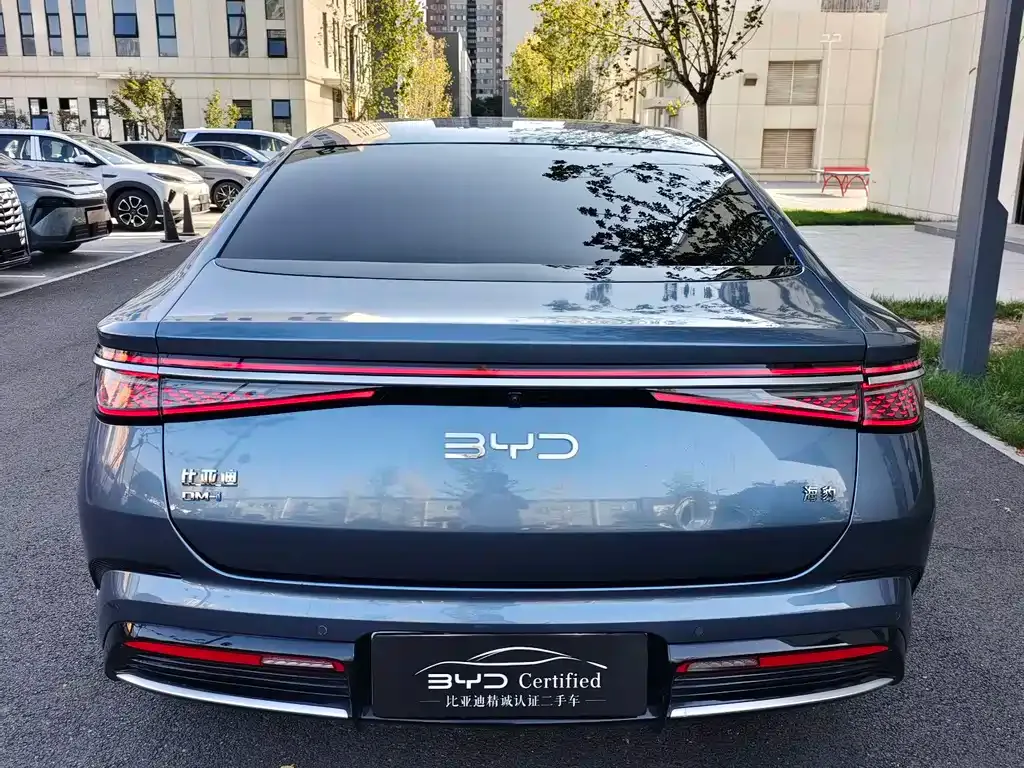 BYD Seal — фото 9